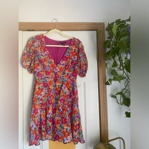 Beautiful flower dress/thrifted from forever 21. size M! It fits like a small